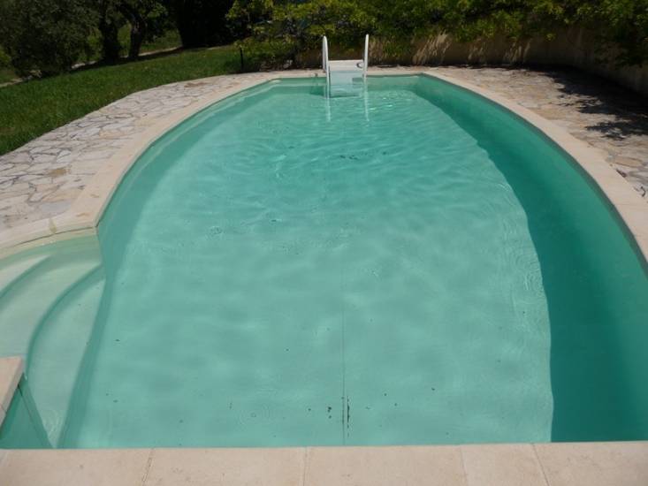 Construction de piscine traditionnelle a Aix en Provence et sa région